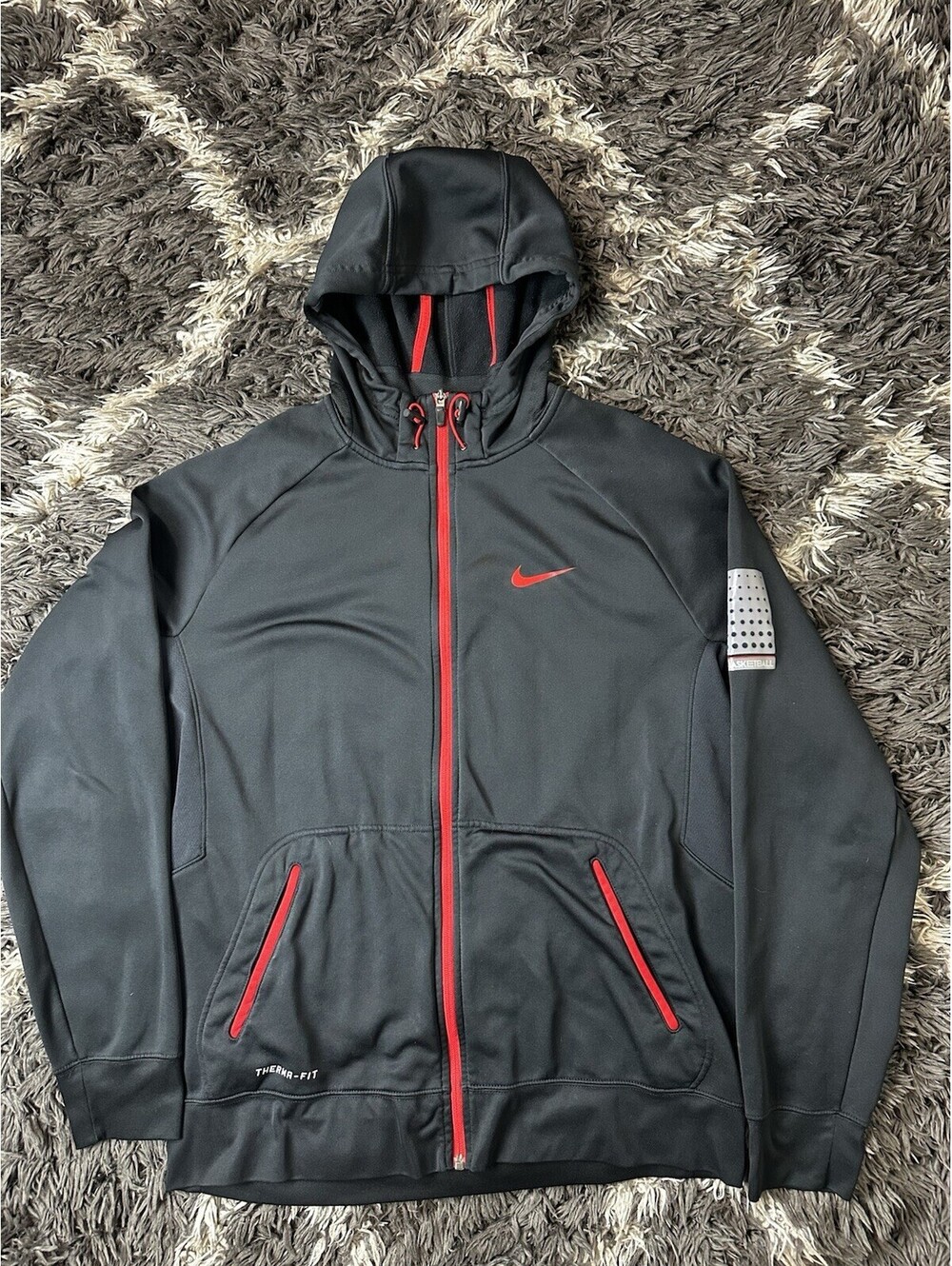Nike Therma-FIT Full Zip Hoodie Mens Large Black Red Trim Athletic Sweatshirt